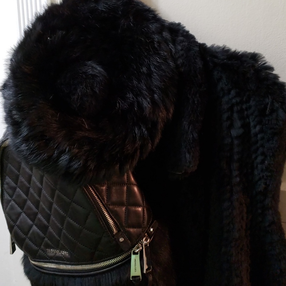 Real Rabbit Fur Vest - Picture 5 of 5